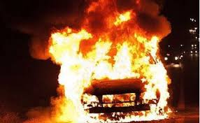 Binəqədidə “OPEL” yandı