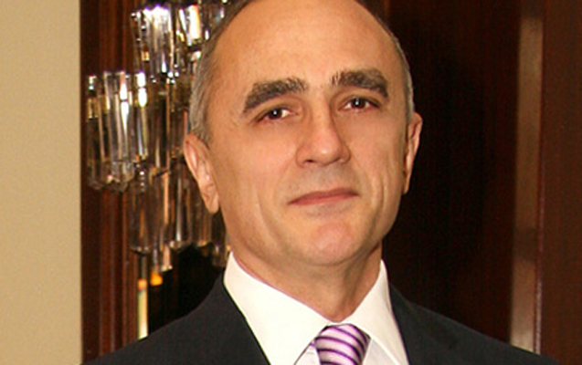 Sərəncamı verilən səfir niyə qayıtmır?