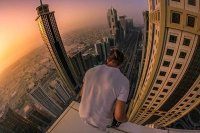 Ölümə meydan oxuyan adam - Göydələnlərin qonağı...