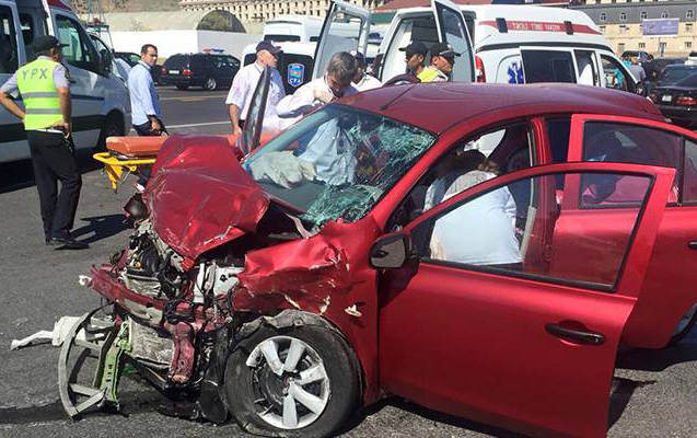 Azərbaycanlı model qəzaya düşdü