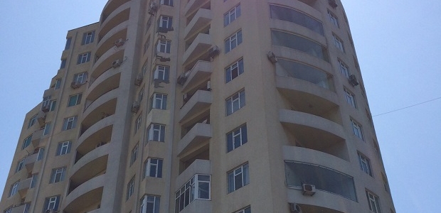 Mənzil arzuları ürəklərində qaldı