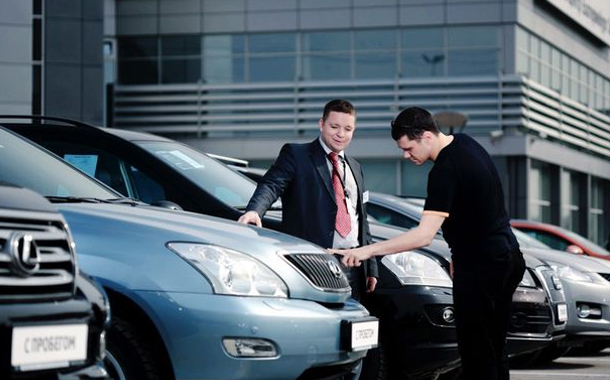 Bakıda su qiymətinə avtomobillər satılacaq