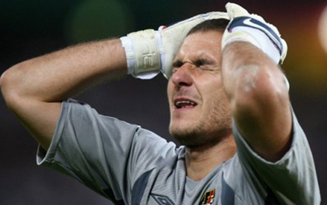 Kamran Ağayev 6 dəqiqəyə 3 qol buraxdı