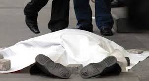 Avtomobil piyadanı vurub