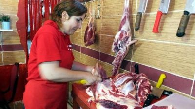 Qadın qəssab hamının sevdiyi şəxsə çevrildi