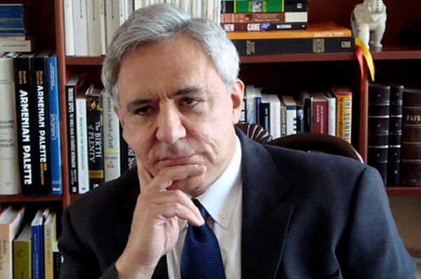 `Ermənistanda silahlı üsyan baş verir`