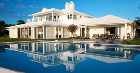 Azərbaycanda milyonluq villaların qaranlıq sahibləri