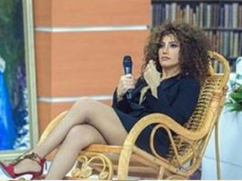 Röyanın evi yandı