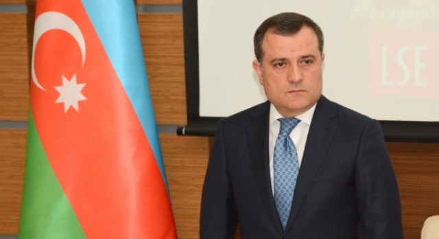 “Müəllimlərin maaşı 35 faiz artıb”