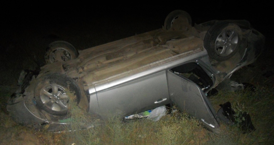 Bakı - Şamaxı yolunda avtomobil aşıb, bir ailənin üç üzvü xəsarət alıb