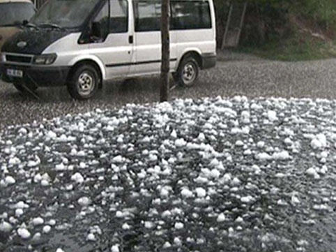 Dolu Qaxda həyatı iflic etdi