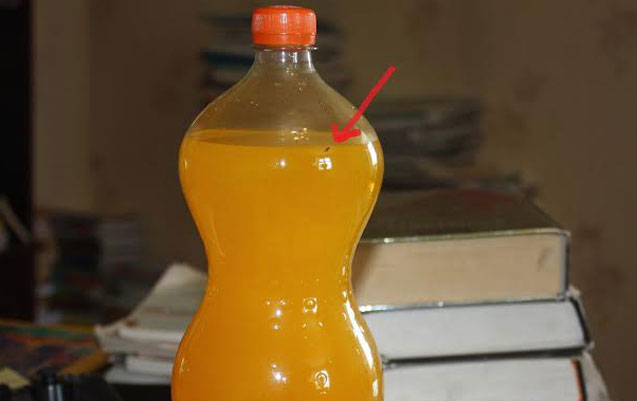 Bakıda alınan “Fanta”nın içindən həşərat çıxdı -