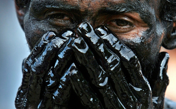 Neftin ucuzlaşma səbəbləri açıqlandı