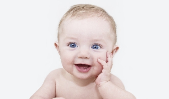 Azərbaycanda uşaq ölümü halları azalıb