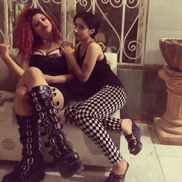 İran qızları hicab altında nə gizlədir?