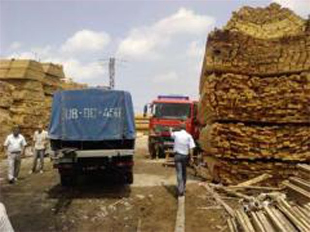 Bakıda tikinti materialları anbarında faciə ölüm