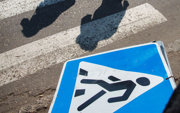 İstirahətə gələn qadını və nəvəsini maşın vurdu