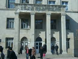 İncəsənət Gimnaziyasında korrupsiya tüğyan edir