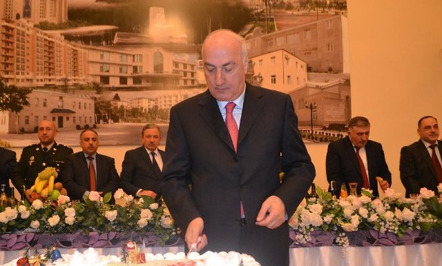 Zakir Fərəcovdan ilk qadağa