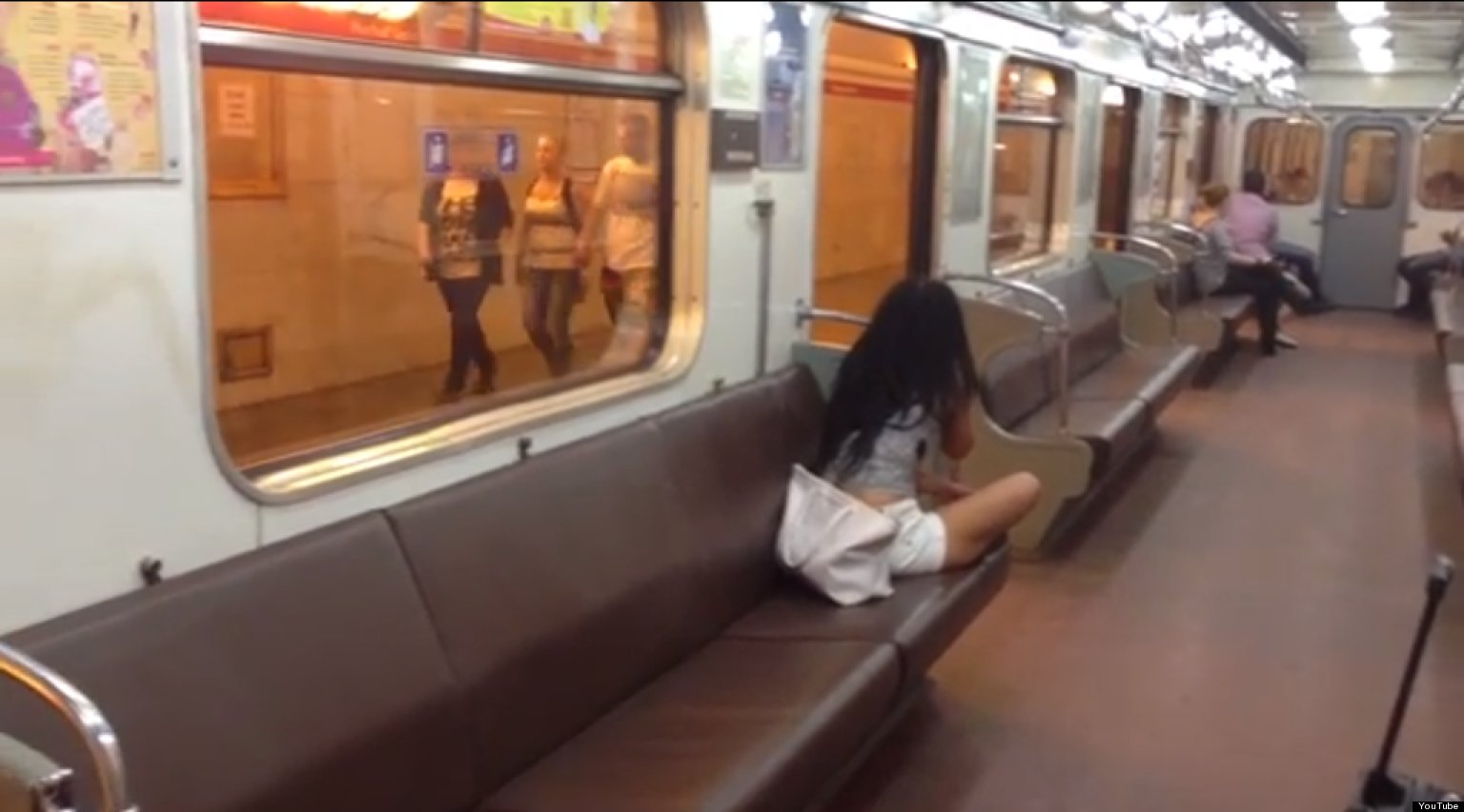 Metroda canlı-canlı təcavüz - Biyarbırçılıq