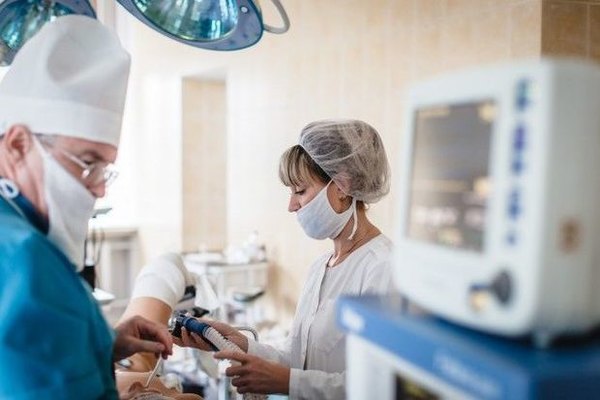 Gəncədə 17 yaşlı qız əməliyyat zamanı ölüb