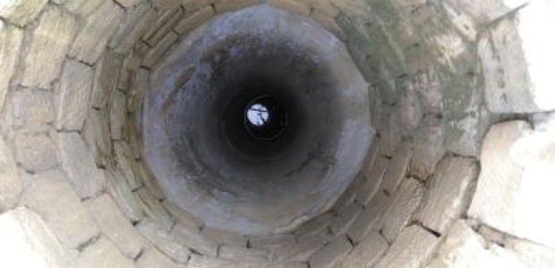 Göyçayda qadın su quyusuna düşərək öldü