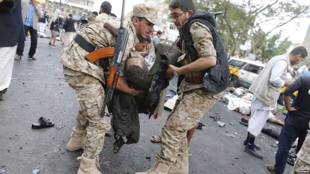 Yəməndə məsciddə törədilən iki partlayış nəticəsində 28 nəfər ölüb