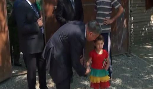 Toyda erməni gülləsinə tuş gələn 3 yaşlı Zəhra: Hamısını öldürəcəm