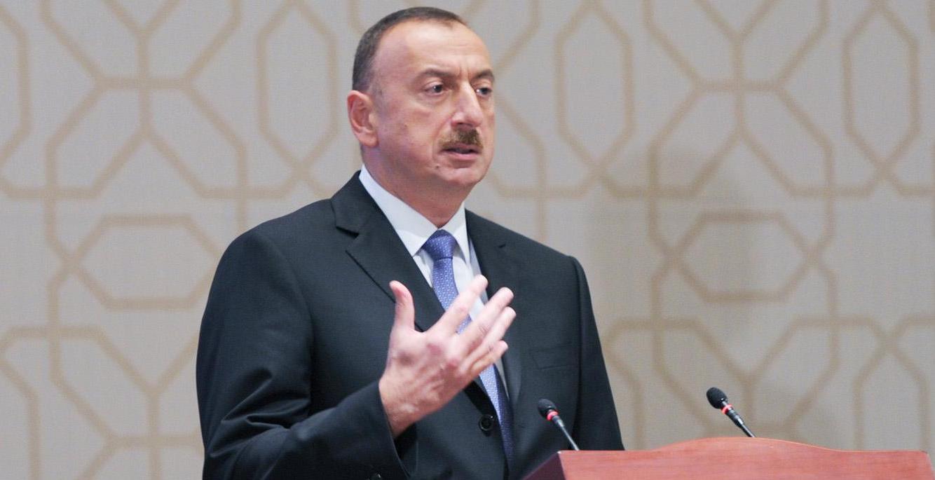 İlham Əliyev ən hündürdür