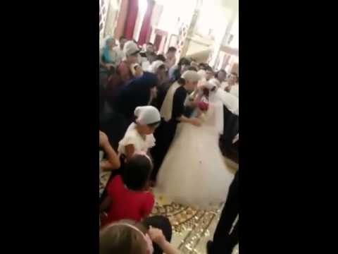 Gəlini öz toyunda belə döydülər