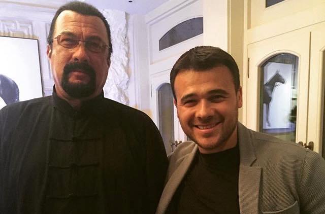 Emin Hollivud ulduzu ilə bir arada