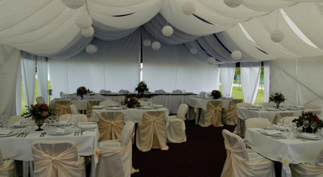 Tərtərdə toy çadırı atəşə tutuldu