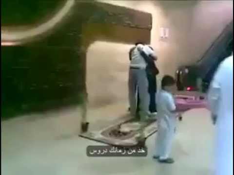 Oğul öz anasını aeroportda belə qarşıladı