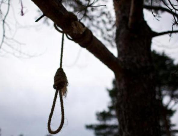 Azərbaycanda iki övlad atası intihar edib