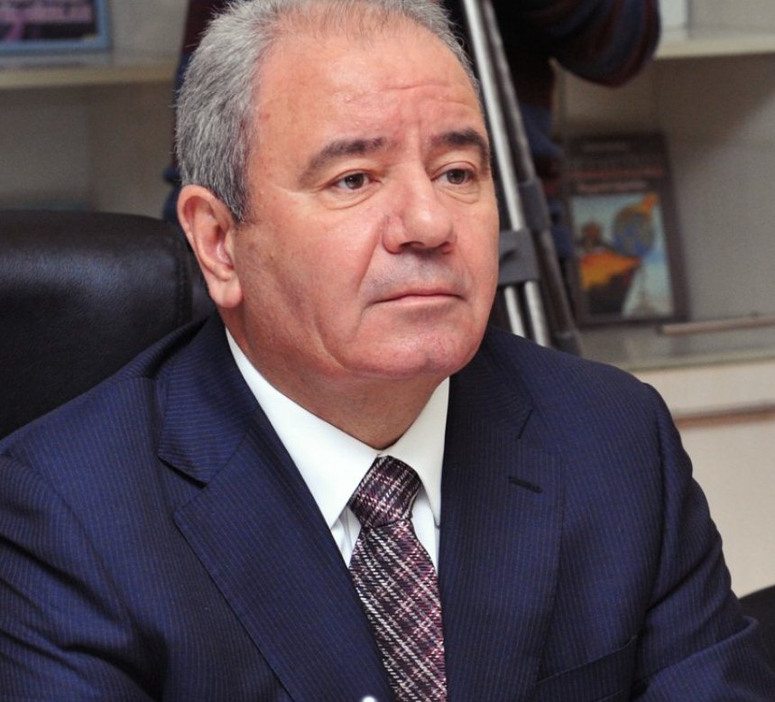 Nazir Gəncədə vətəndaşlarla görüşüb