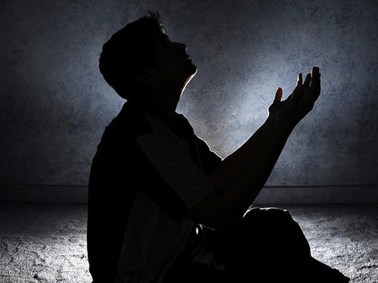 Bu insanları tanıyaq