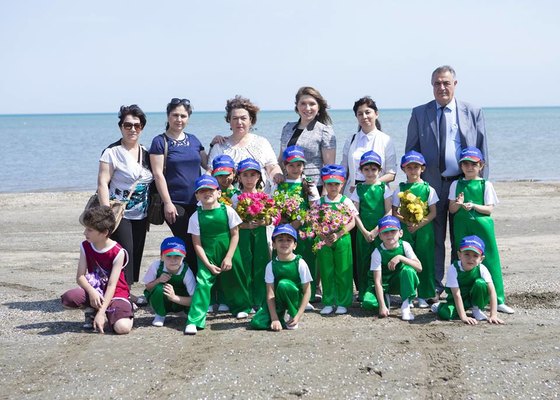Binəqədi rayonunun balaca fidanları nümunəvi aksiya keçirdilər