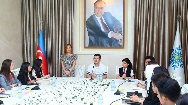 Saleh Bağırov Binəqədi gəncləri ilə görüşdü