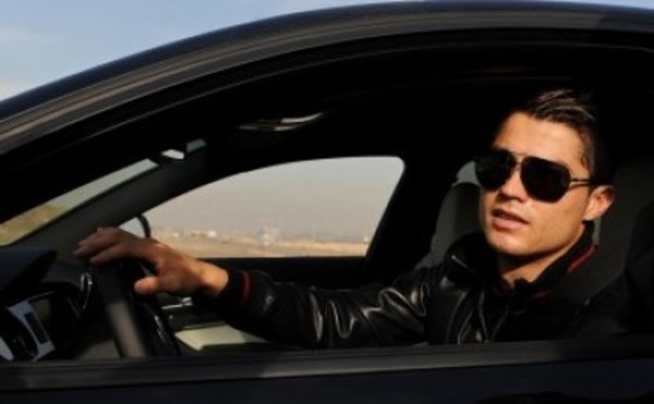 Bu da Ronaldo yeni 1 milyonluq avtomobili