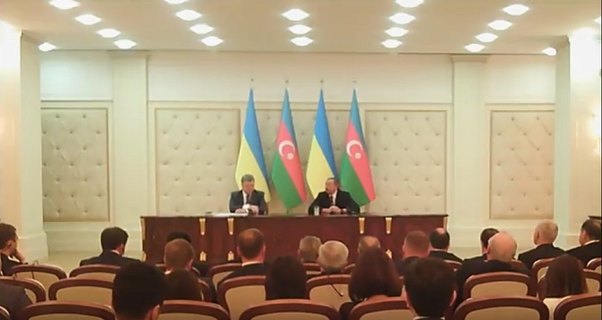 Prezidentlər mətbuat konfransı keçirir