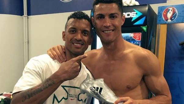 Ronaldodan Naniyə jest