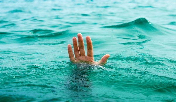 Saatlı sakini Arazda boğuldu