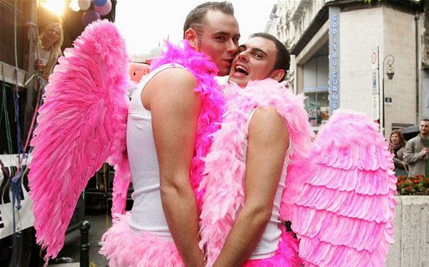 Britaniya maviləşir