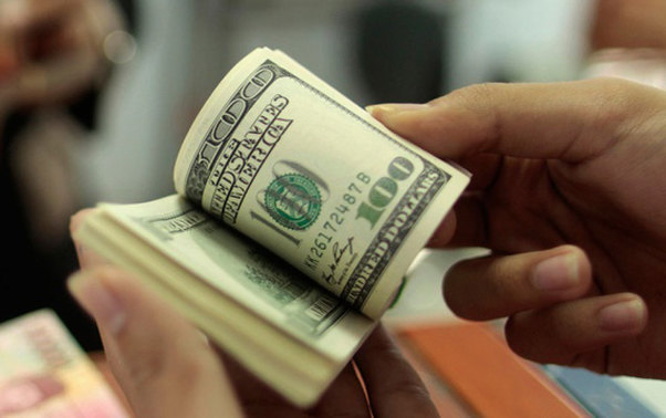 Dollar bir az da bahalaşdı