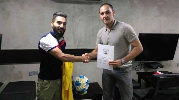 Kamran Ağayev Spacedə futbol oynayıb aparıcını məğlub etdi