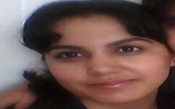 Rusiyada qohumunun üstünə “kislota” tökən azərbaycanlı qadın axtarışdadır