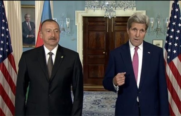 Azərbaycan prezidenti ABŞ dövlət katibi Con Kerri ilə görüşüb