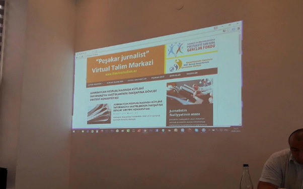 “Peşəkar jurnalist” Virtual Təlim Mərkəzi Gəncədə yekun tədbirini keçirdi