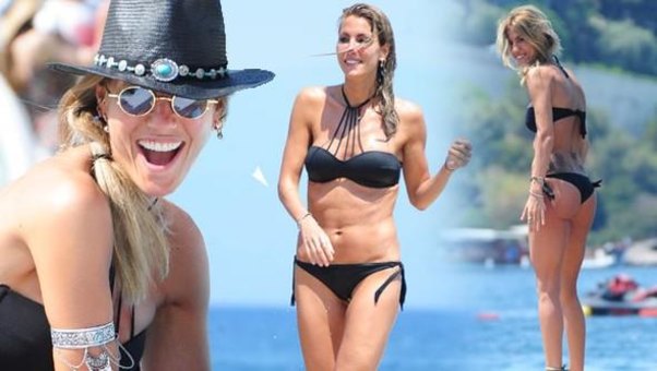 Çağla Şikelin Bodrum tətili