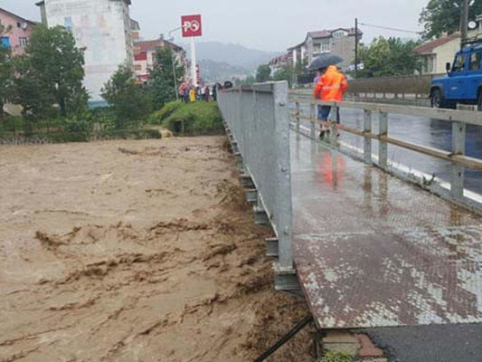 Türkiyədə fəlakət: 2 nəfər öldü, 1 nəfər itkin düşdü - FOTO